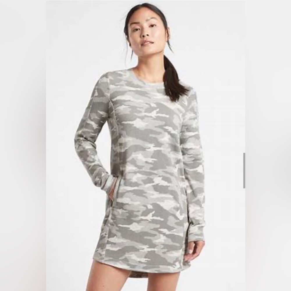 Athleta Balance Dress - Light Camo, Size Large
